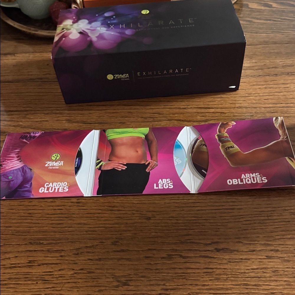 New in Box Zumba Fitness Exhilarate Ultimate Fitness DVD Experience - Picture 10 of 10